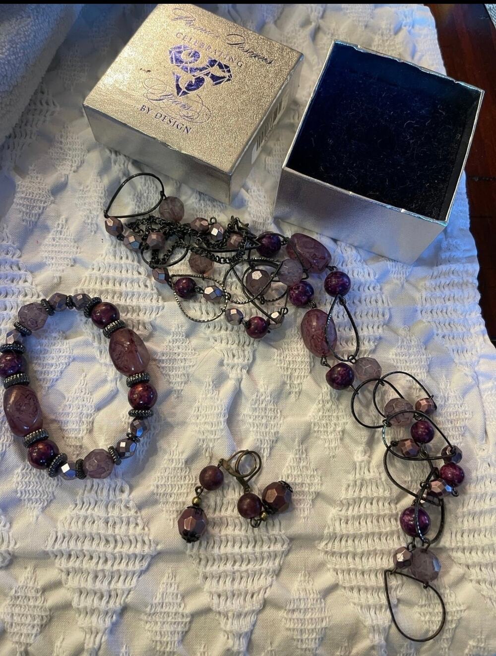 Premier Designs necklace, bracelet and earrings purple beads